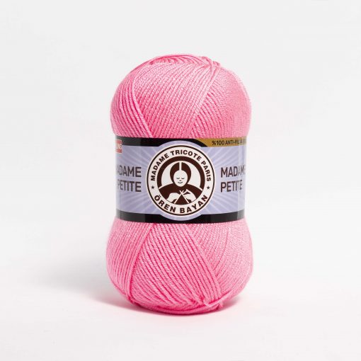 Madame Tricote Paris Madame Petite 040 Anti-Pilling Yarn by YarnPark