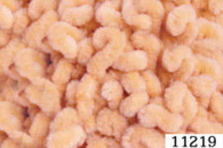 Himalaya Dolphin Loop 11219 yarn by YarnPark