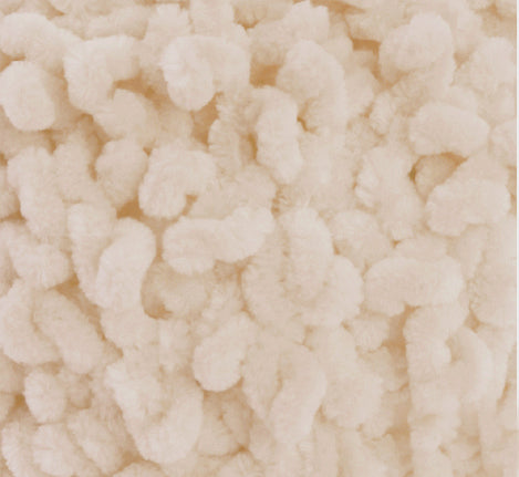 Himalaya Dolphin Loop 11227 yarn by YarnPark