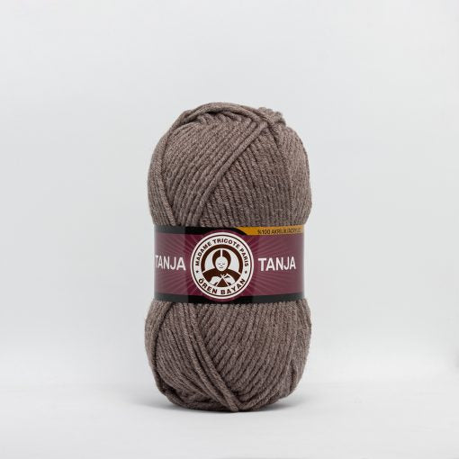 Madame Tricote Paris Tanja 014 Bulky Acrylic Yarn by YarnPark