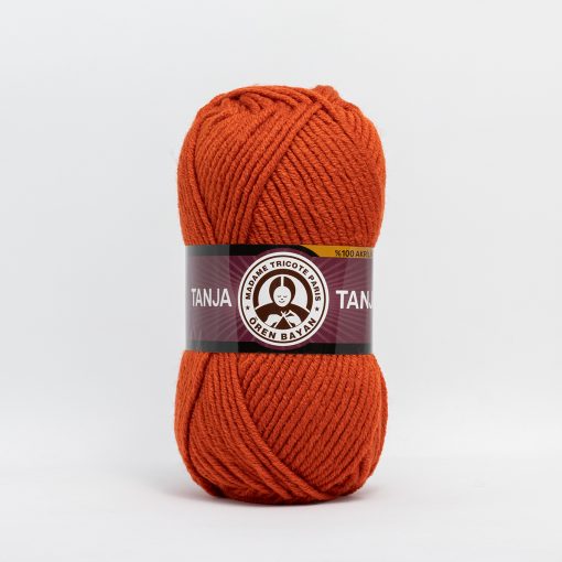 Madame Tricote Paris Tanja 107 Bulky Acrylic Yarn by YarnPark