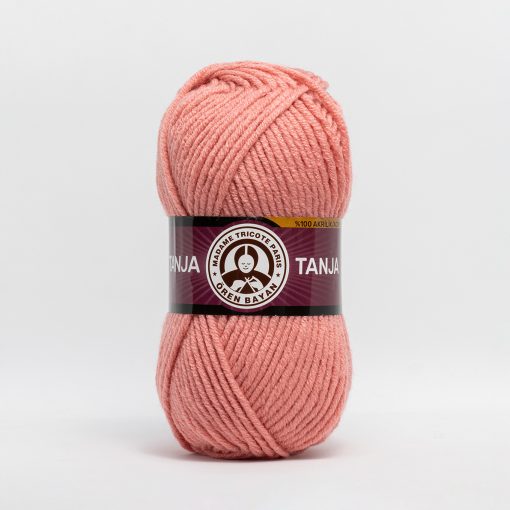 Madame Tricote Paris Tanja 121 Bulky Acrylic Yarn by YarnPark