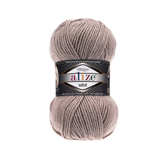 Alize Superlana Midi 541 yarn by YarnPark