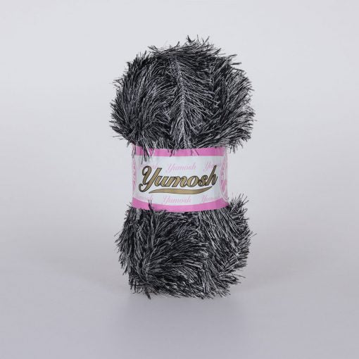 Madame Tricote Paris Yumosh 952 Fluffy Yarn by YarnPark