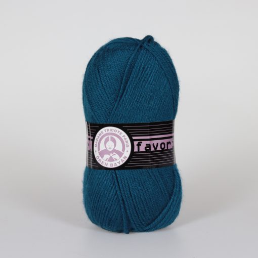 Madame Tricote Paris Favori 101 All-Purpose Yarn by YarnPark