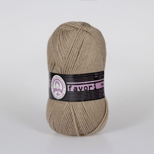 Madame Tricote Paris Favori 108 All-Purpose Yarn by YarnPark