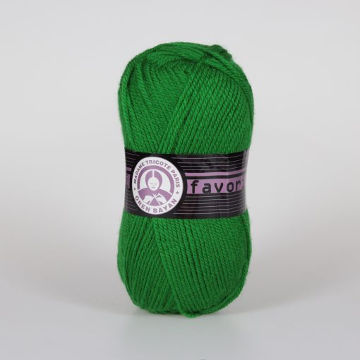 Madame Tricote Paris Favori 120 All-Purpose Yarn by YarnPark