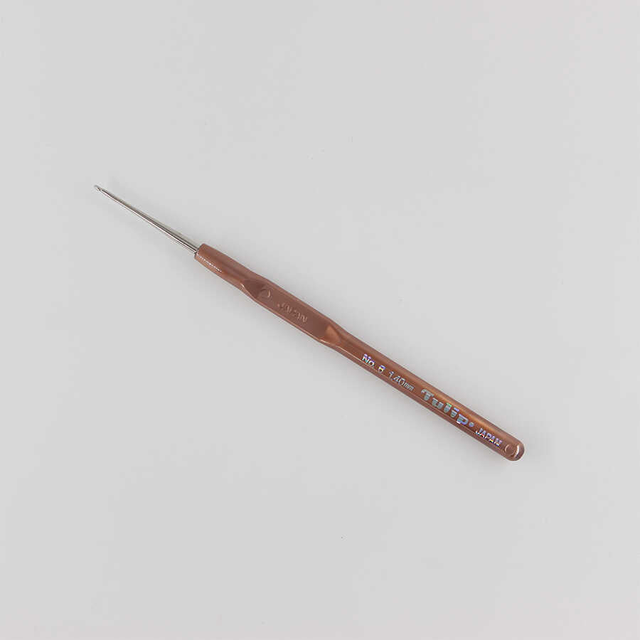 Tulip Plastic-Handle Lace Crochet Hook – No. 6